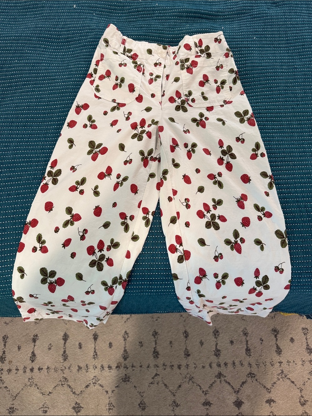 Nicole Miller White Capris with Red Strawberry Print